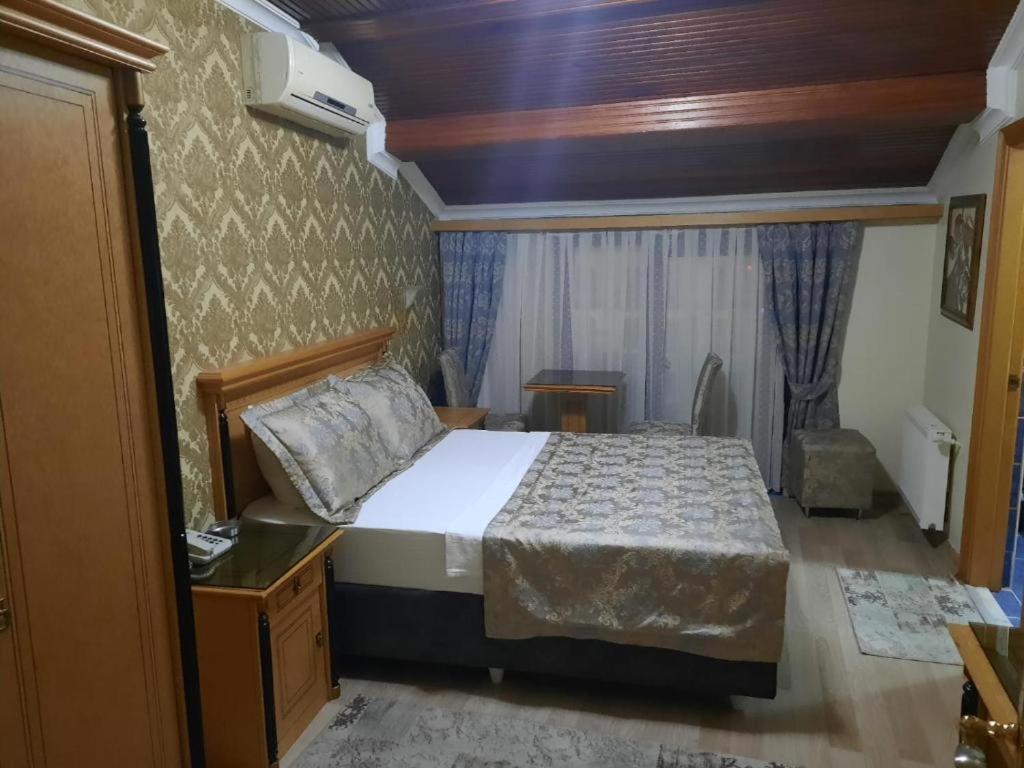 Grand Hisar Hotel Istanboel Buitenkant foto