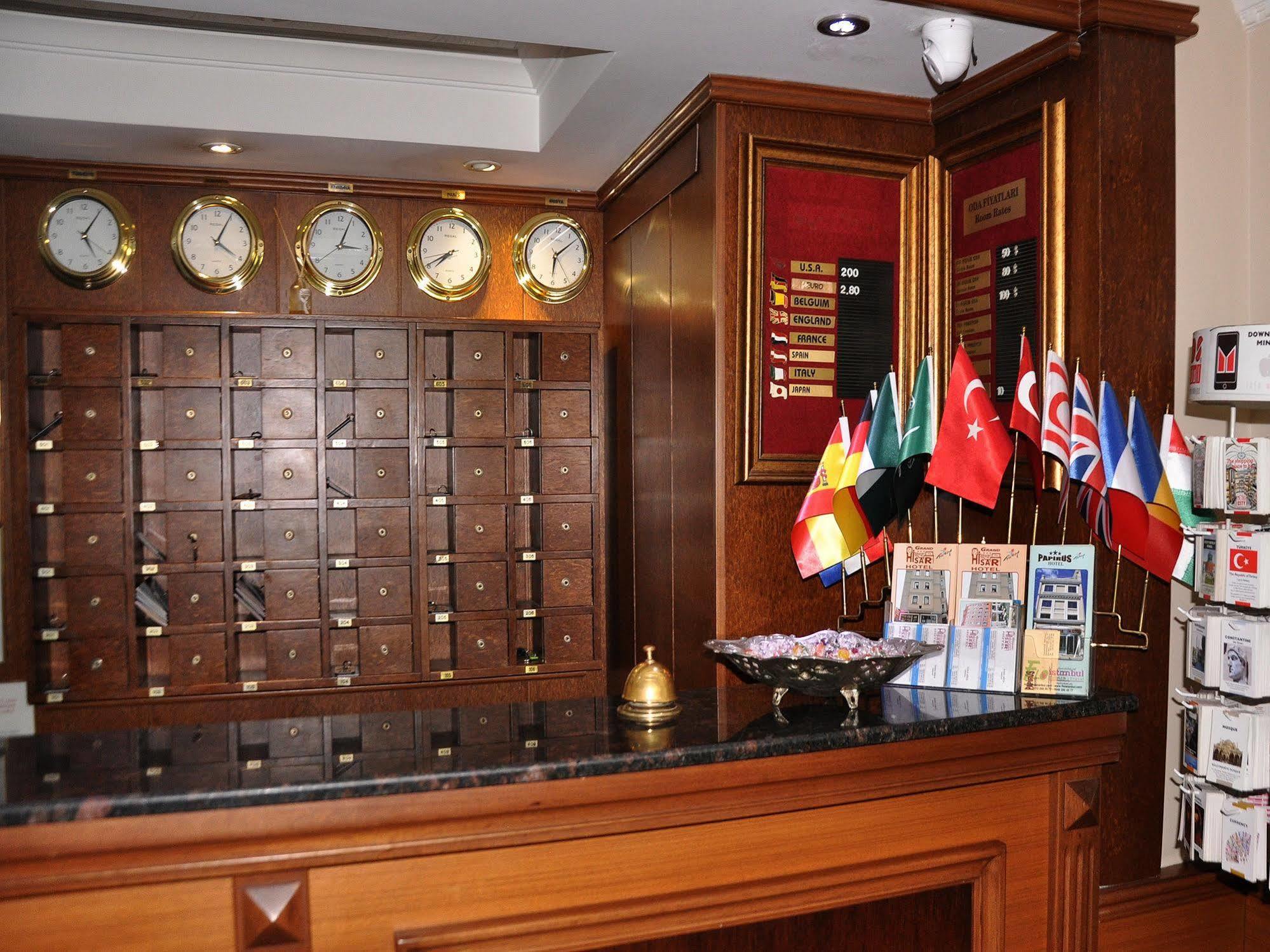 Grand Hisar Hotel Istanboel Buitenkant foto